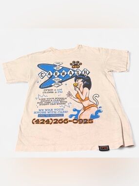 Graphic Short-Sleeve Tee in Cream with Retro Carwash Print